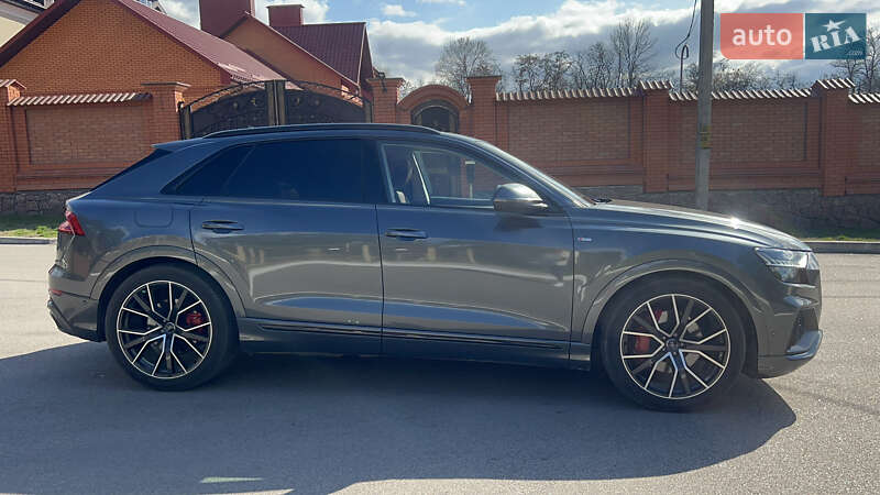 Внедорожник / Кроссовер Audi Q8 2018 в Кропивницком