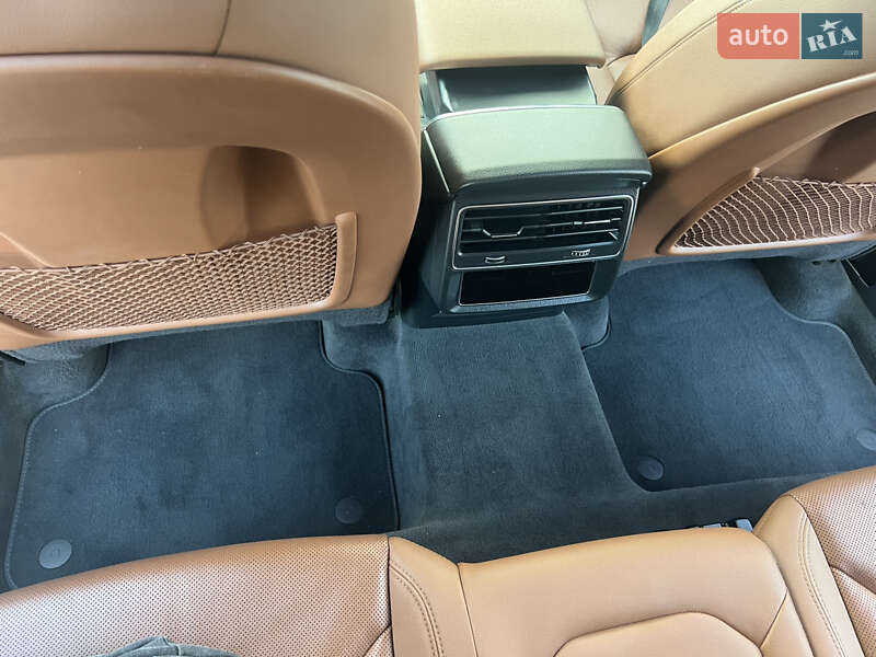 Внедорожник / Кроссовер Audi Q8 2018 в Кропивницком