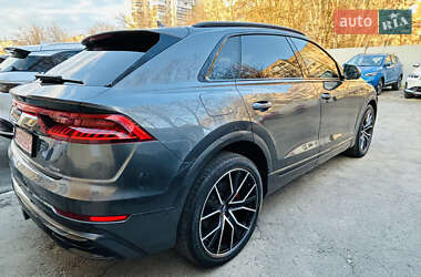 Внедорожник / Кроссовер Audi Q8 2020 в 