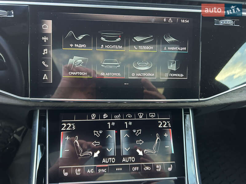 Внедорожник / Кроссовер Audi Q8 2020 в Одессе