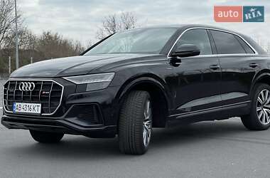 Внедорожник / Кроссовер Audi Q8 2018 в 