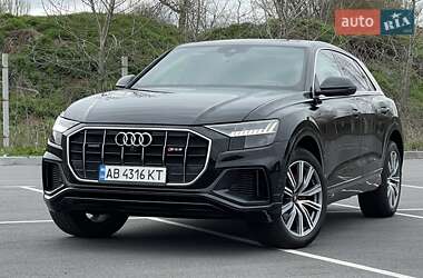 Внедорожник / Кроссовер Audi Q8 2018 в 