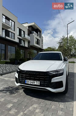 Внедорожник / Кроссовер Audi Q8 2018 в Ужгороде