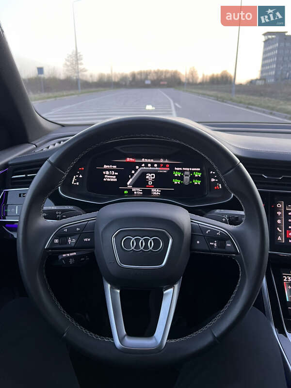 Внедорожник / Кроссовер Audi Q8 2021 в Хмельницком