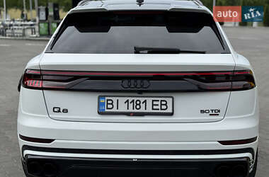 Позашляховик / Кросовер Audi Q8 2019 в 