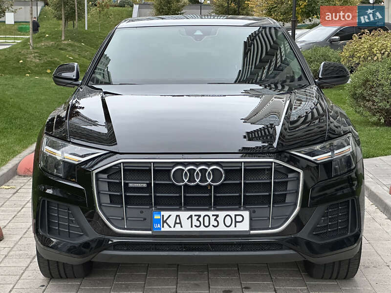 Внедорожник / Кроссовер Audi Q8 2019 в Киеве