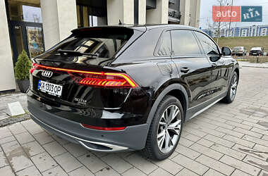 Внедорожник / Кроссовер Audi Q8 2019 в 