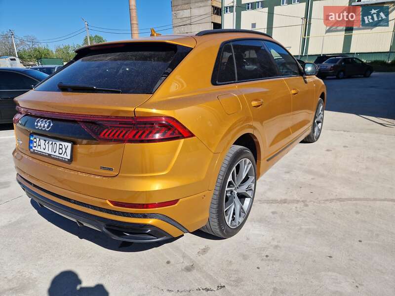Внедорожник / Кроссовер Audi Q8 2019 в Кропивницком
