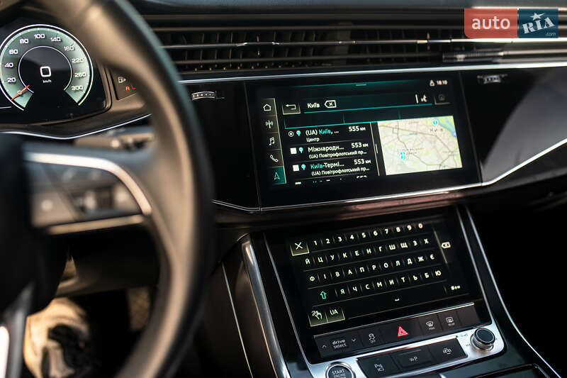 Внедорожник / Кроссовер Audi Q8 2022 в Львове