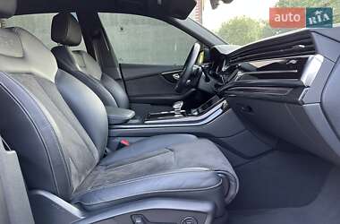 Внедорожник / Кроссовер Audi Q8 2020 в 