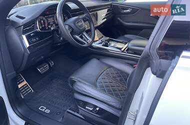 Позашляховик / Кросовер Audi Q8 2018 в 