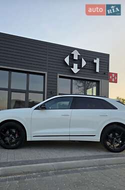 Внедорожник / Кроссовер Audi Q8 2025 в 