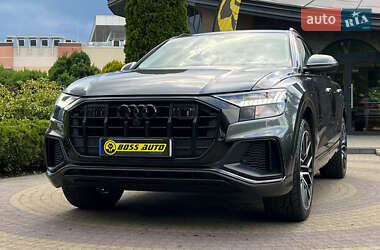 Внедорожник / Кроссовер Audi Q8 2019 в 
