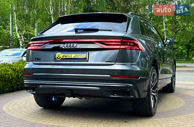 Внедорожник / Кроссовер Audi Q8 2019 в 