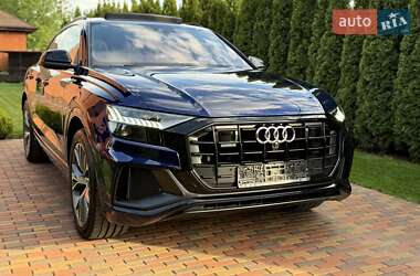 Позашляховик / Кросовер Audi Q8 2019 в 