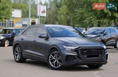 Внедорожник / Кроссовер Audi Q8 2021 в Киеве