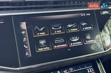 Внедорожник / Кроссовер Audi Q8 2020 в 