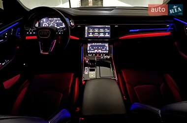 Внедорожник / Кроссовер Audi Q8 2020 в 