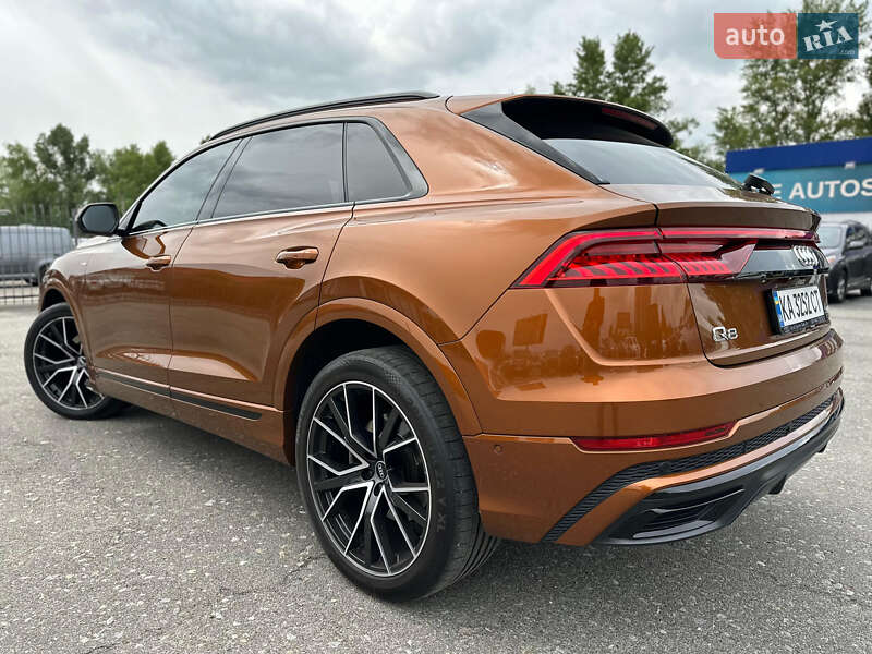 Позашляховик / Кросовер Audi Q8 2021 в Києві