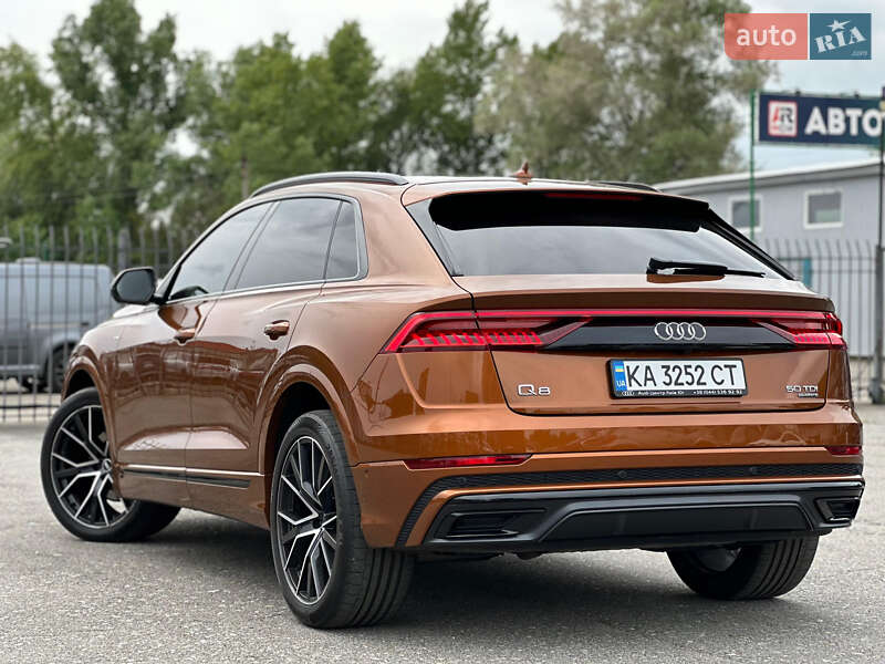 Позашляховик / Кросовер Audi Q8 2021 в Києві
