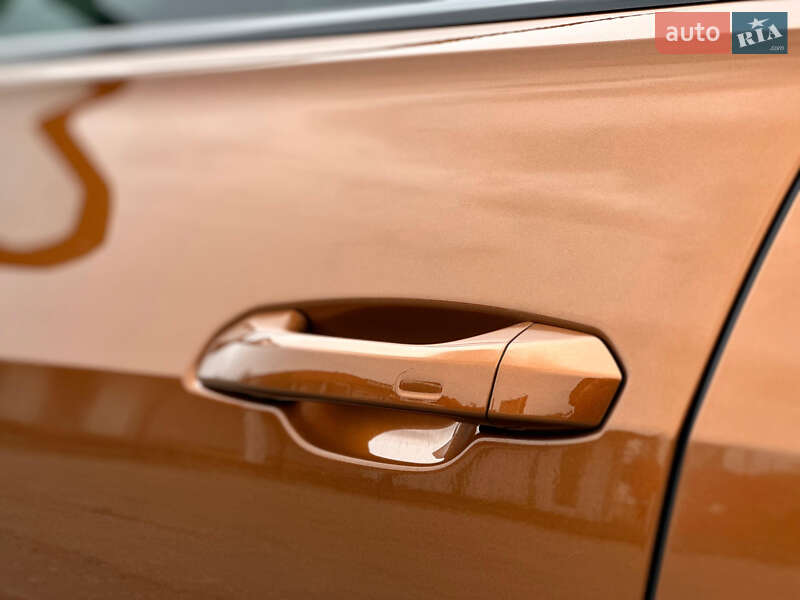 Позашляховик / Кросовер Audi Q8 2021 в Києві