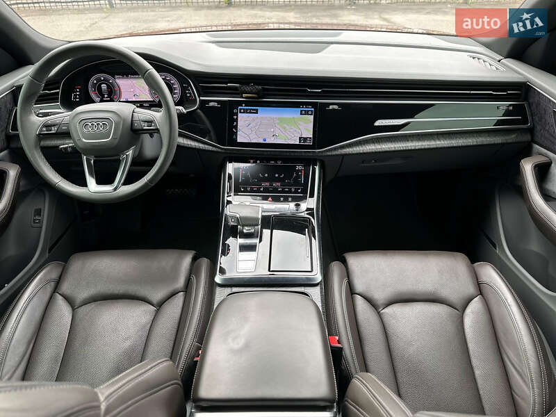 Позашляховик / Кросовер Audi Q8 2021 в Києві