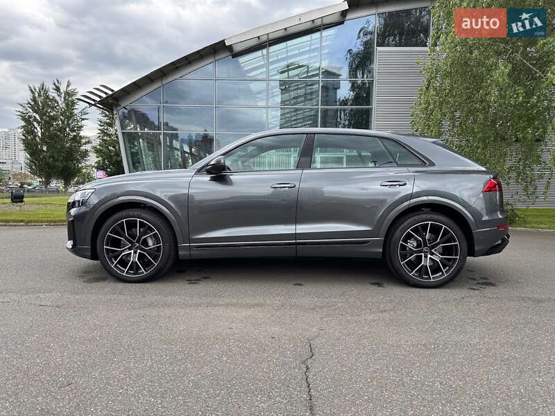 Внедорожник / Кроссовер Audi Q8 2024 в Киеве