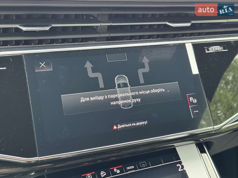 Внедорожник / Кроссовер Audi Q8 2024 в Киеве