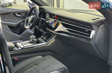 Позашляховик / Кросовер Audi Q8 2021 в 