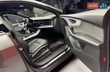 Внедорожник / Кроссовер Audi Q8 2021 в 