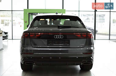 Внедорожник / Кроссовер Audi Q8 2025 в 