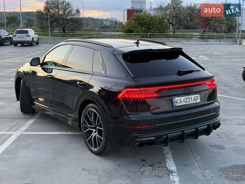 Позашляховик / Кросовер Audi Q8 2020 в Києві