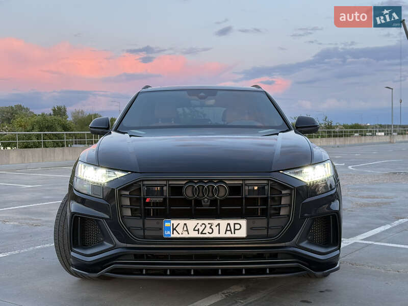 Позашляховик / Кросовер Audi Q8 2020 в Києві