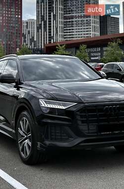 Внедорожник / Кроссовер Audi Q8 2023 в Киеве