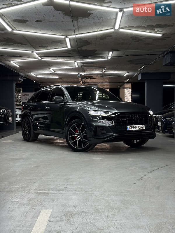 Audi Q8 2021