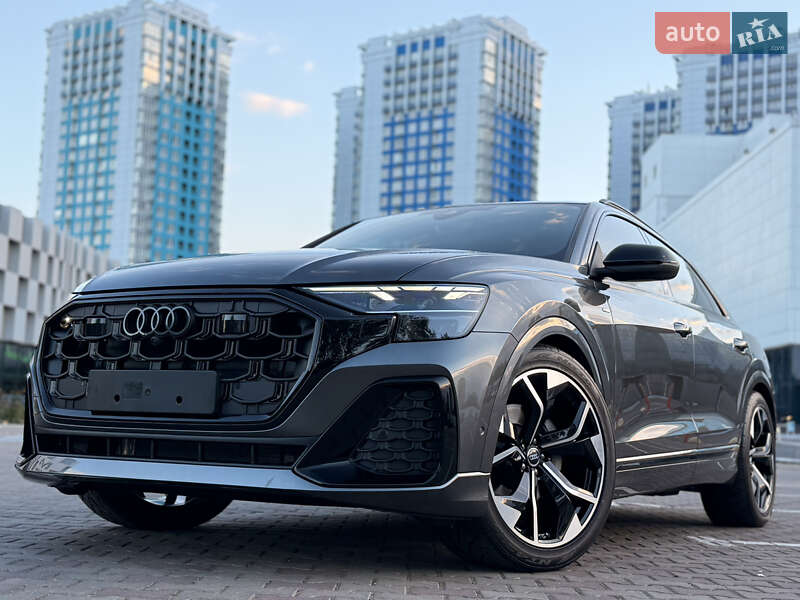 Audi Q8 2025