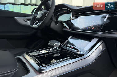 Внедорожник / Кроссовер Audi Q8 2025 в 
