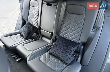 Внедорожник / Кроссовер Audi Q8 2025 в 