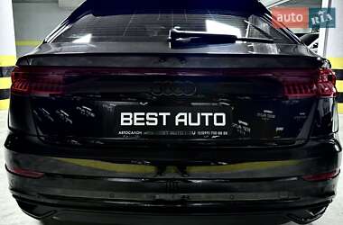 Внедорожник / Кроссовер Audi Q8 2023 в 