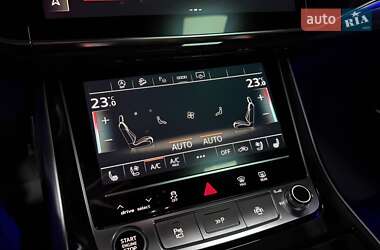 Внедорожник / Кроссовер Audi Q8 2023 в 