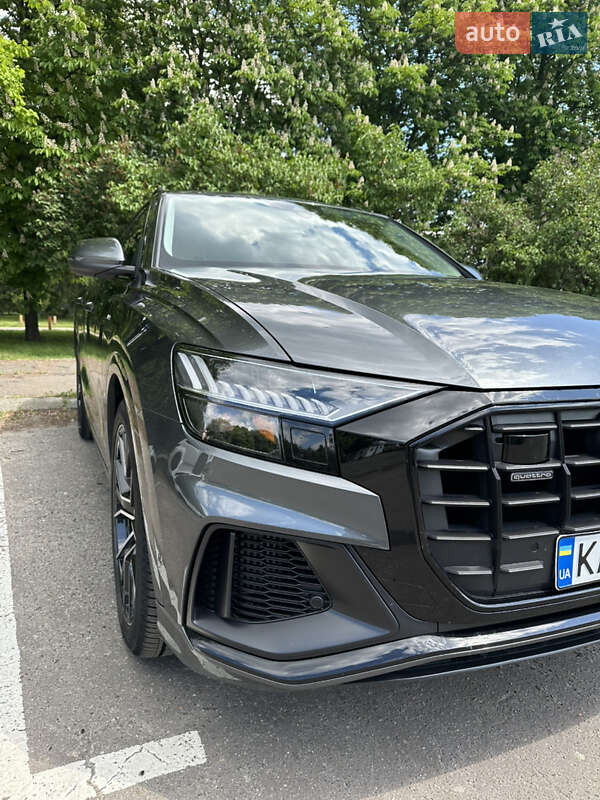 Audi Q8 2020