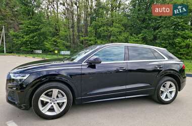 Внедорожник / Кроссовер Audi Q8 2019 в 