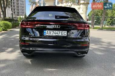 Внедорожник / Кроссовер Audi Q8 2020 в 