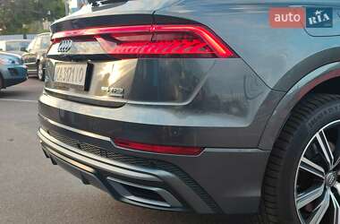 Внедорожник / Кроссовер Audi Q8 2018 в 