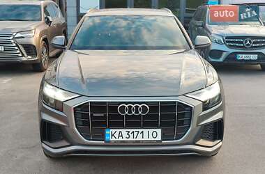 Внедорожник / Кроссовер Audi Q8 2018 в 