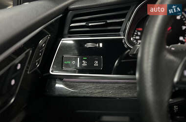 Внедорожник / Кроссовер Audi Q8 2019 в 