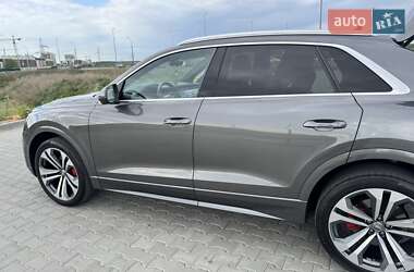 Позашляховик / Кросовер Audi Q8 2019 в Ірпені