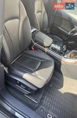 Позашляховик / Кросовер Audi Q8 2019 в 