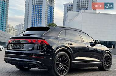 Внедорожник / Кроссовер Audi Q8 2025 в 