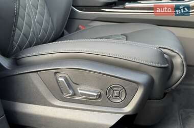 Внедорожник / Кроссовер Audi Q8 2025 в 